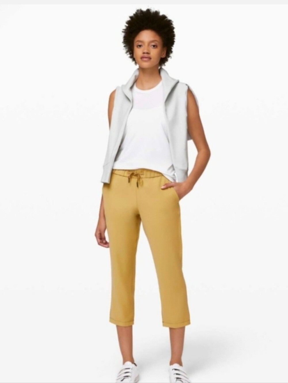 Lululemon Athletica On The Fly Crop 23" Woven Pant In Vintage Gold Size 6